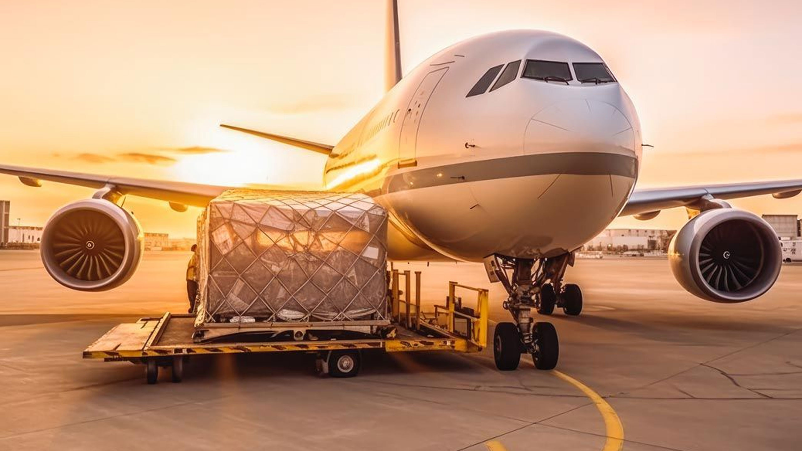 بارگیری بار هوایی در فرودگاه